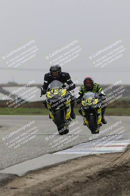 media/Nov-29-2025-TrackDaz (Sat) [[10ae2d9bce]]/C Group/Session 4 (Wheelie Bump)/